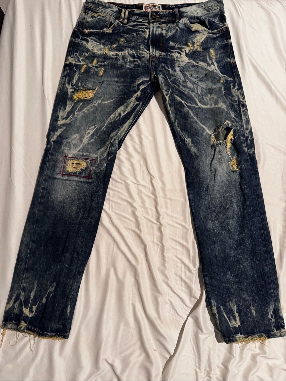 Akoo Men's Dark Blue Distressed Straight Jeans with Yellow Highlights